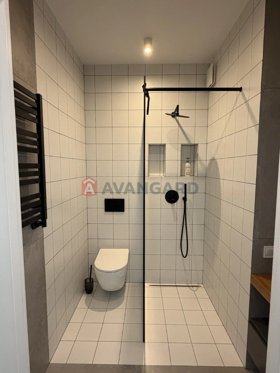 Sale of a 3-bedroom townhouse in the "Semycvet" residential complex, street
