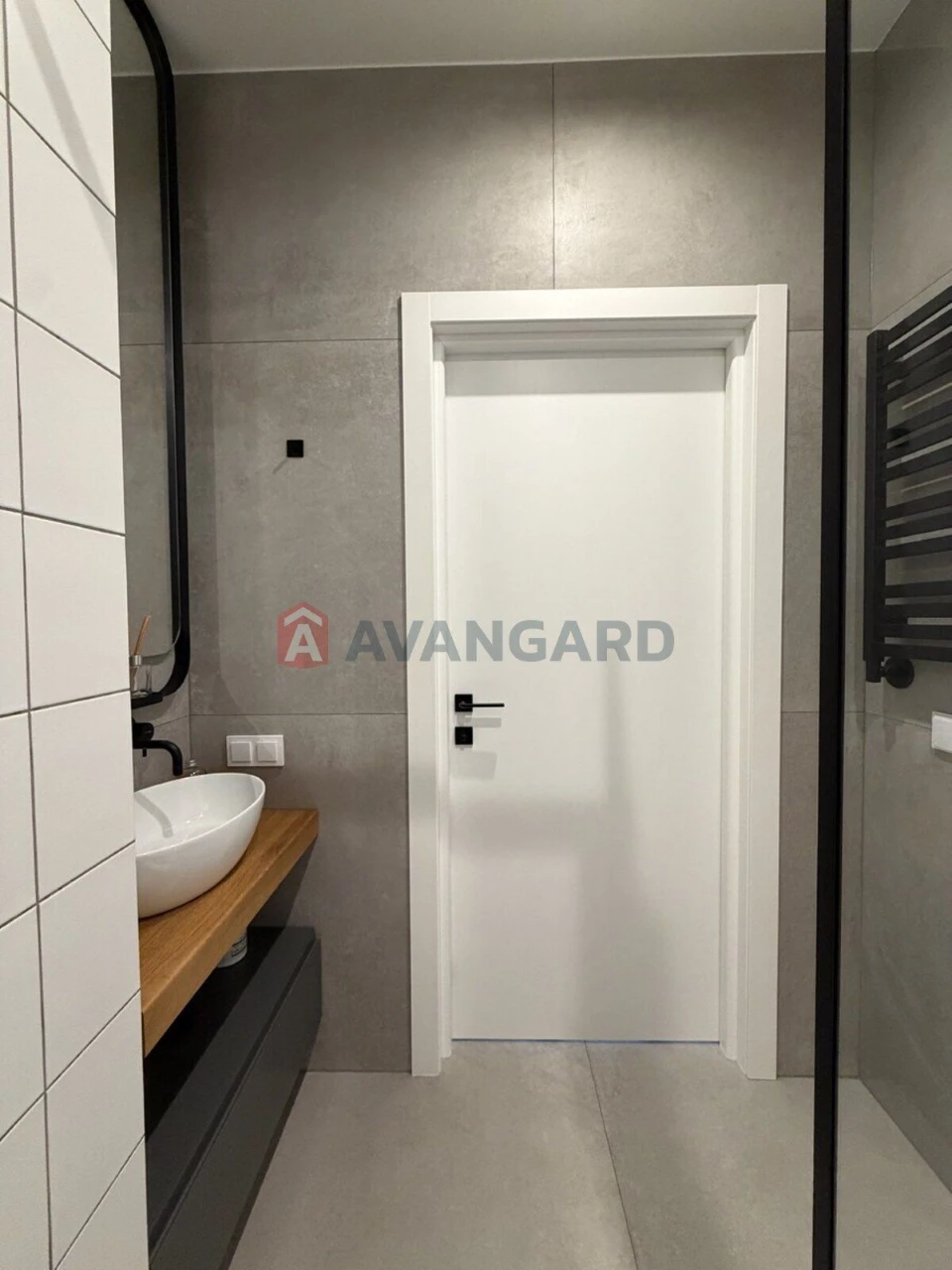 Sale of a 3-bedroom townhouse in the "Semycvet" residential complex, street