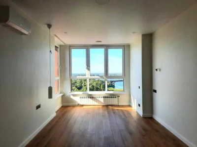 Продажа 3-комнатной квартиры с ремонтом в ЖК Dock32 ул. Набережно-Рибаль