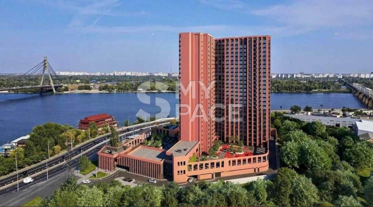Продажа 3-комнатной квартиры с ремонтом в ЖК Dock32 ул. Набережно-Рибаль