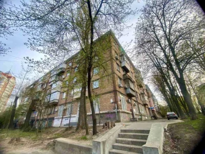 Квартира. Київ, Миколи Міхновського бульв.