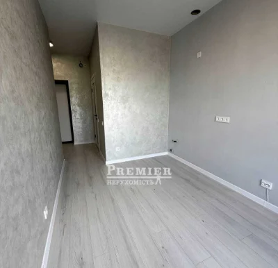 Apartment for sale: 1-room apartment in a new building.