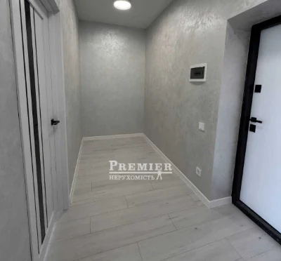 Apartment for sale: 1-room apartment in a new building.