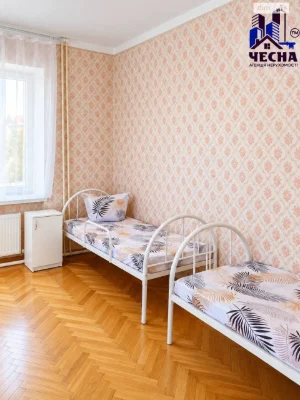 Long-Term Rental House, Hnyvanske Shose