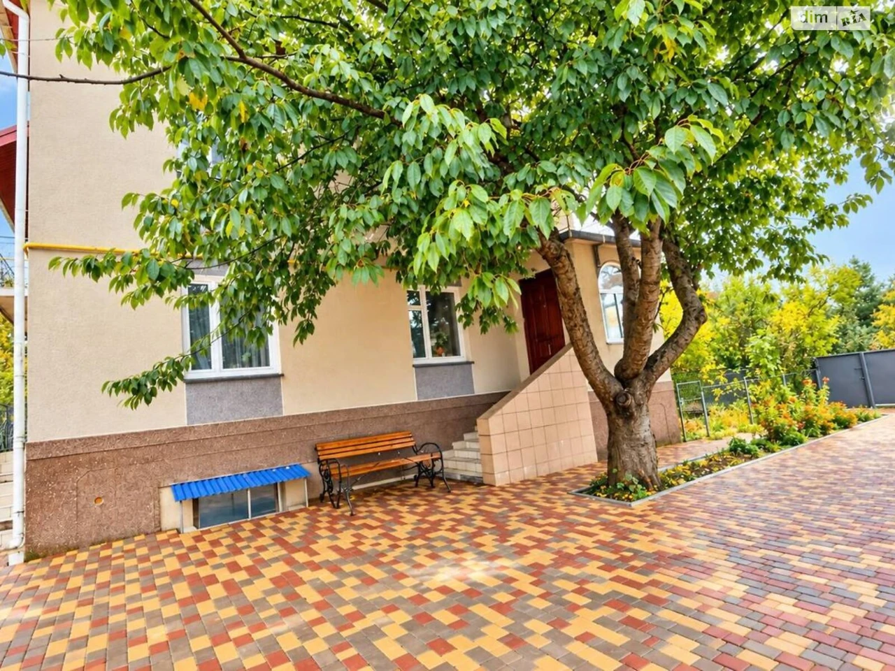 Long-Term Rental House, Hnyvanske Shose