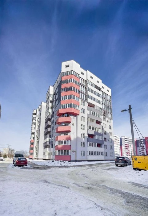 Продаж/2 Квартира/Євроремонт/Тракт Глинянський/Лисиничі, Льв
