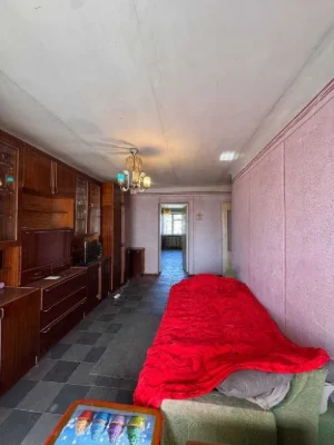 Apartment with Potential in a Prime Location