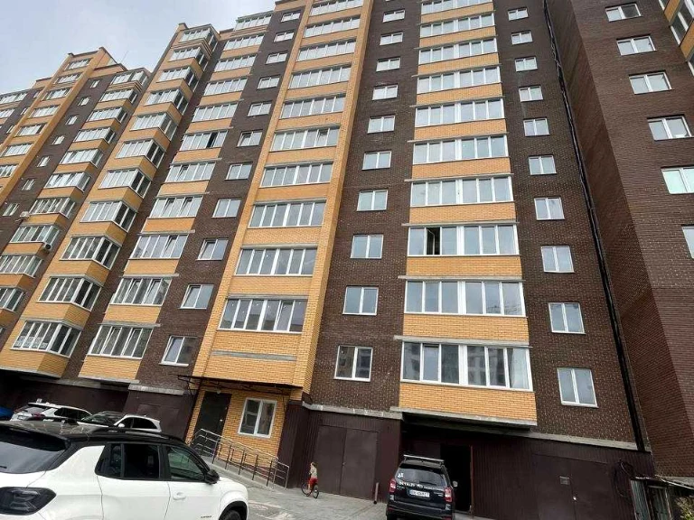 Квартира. Хмельницький, Івана Франка пров., (Будинок 5)