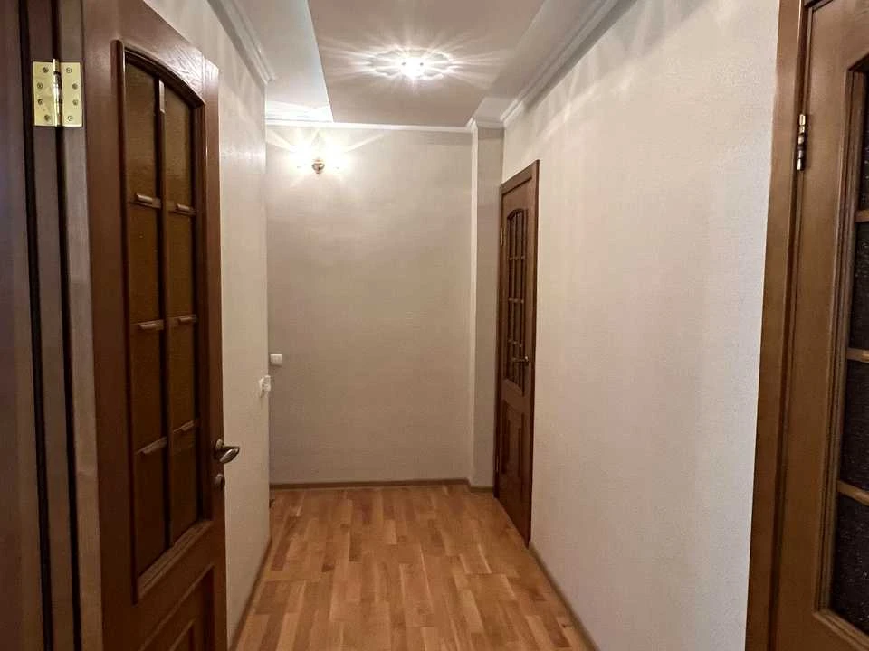 Квартира. Житомир, Привокзальный майдан пл.