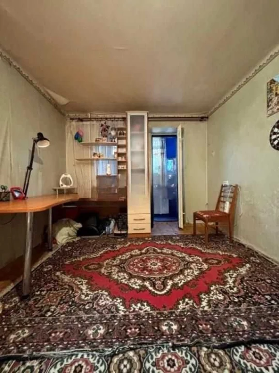 For sale apartment 5 minutes from metro Indushialnaya.