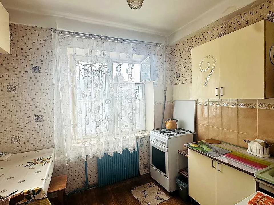 Квартира. Київ, Богатирська вул.