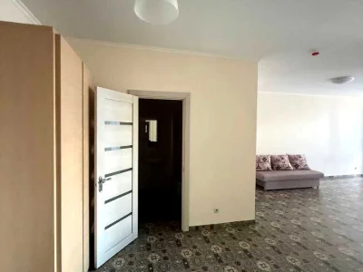 Квартира. Київ, Драгоманова вул.