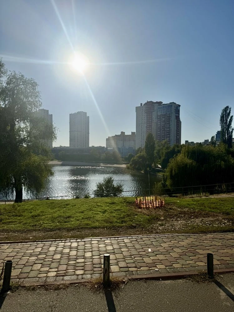 Продаж 2- кімн. квартири, проспект Павла Тичини, о. Тельбін