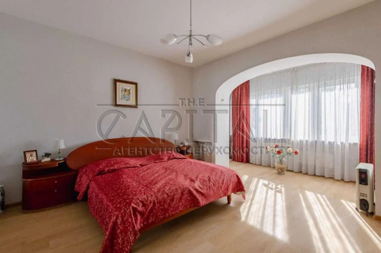 продаж 3 кімнатної квартири, ГАРАЖ,  Шулявка