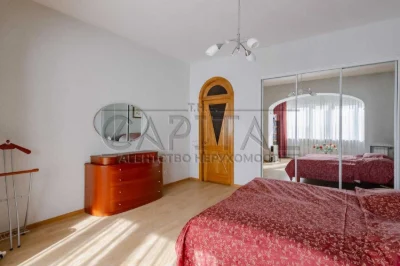 продаж 3 кімнатної квартири, ГАРАЖ,  Шулявка