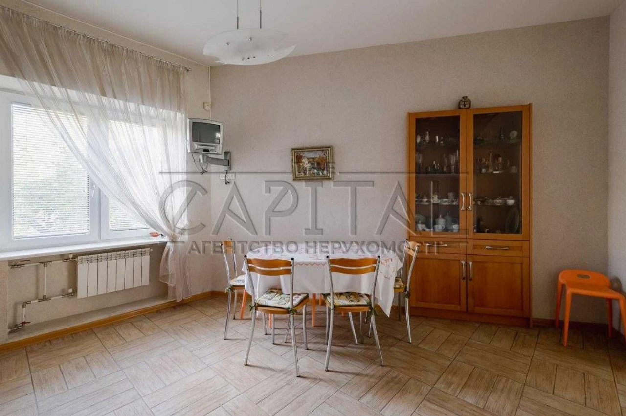 продаж 3 кімнатної квартири, ГАРАЖ,  Шулявка