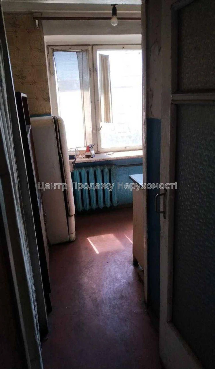 Продаж 1-кімн. квартири у Києві, 5/5 пов, 29. 10 м² - відмін