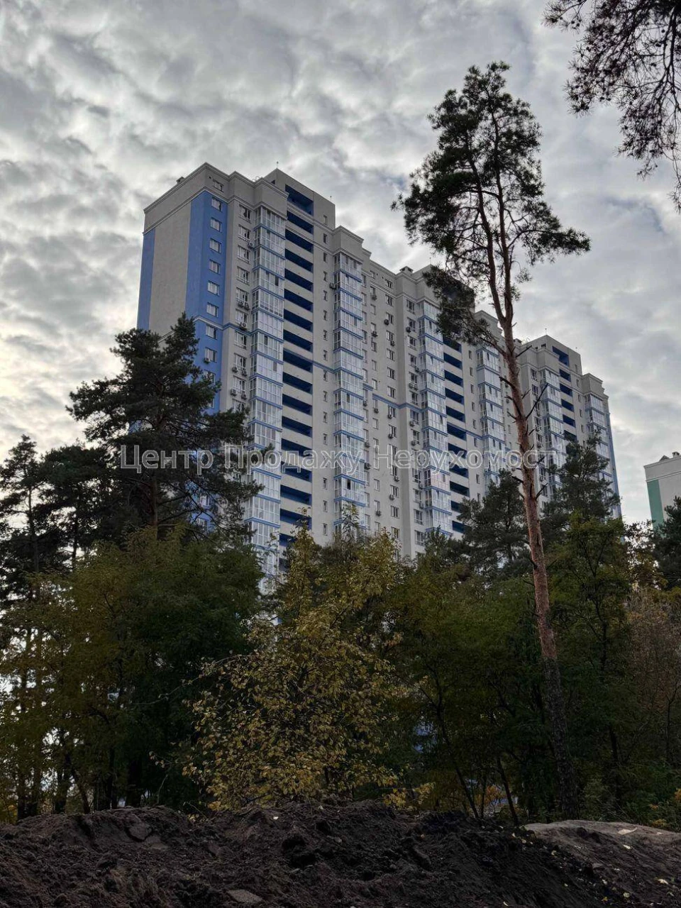 Продаж 3-кімн. квартири, 87 м², 22/25 пов, ЖК Паркові озера,