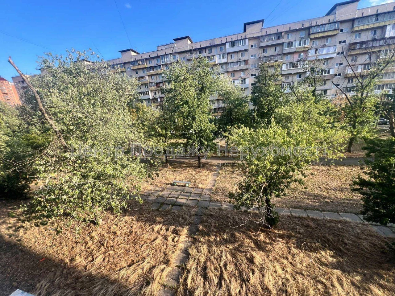 Продаж 2-кімнатної квартири, 46. 4 м², 3/9 поверх, Київ. Чуд