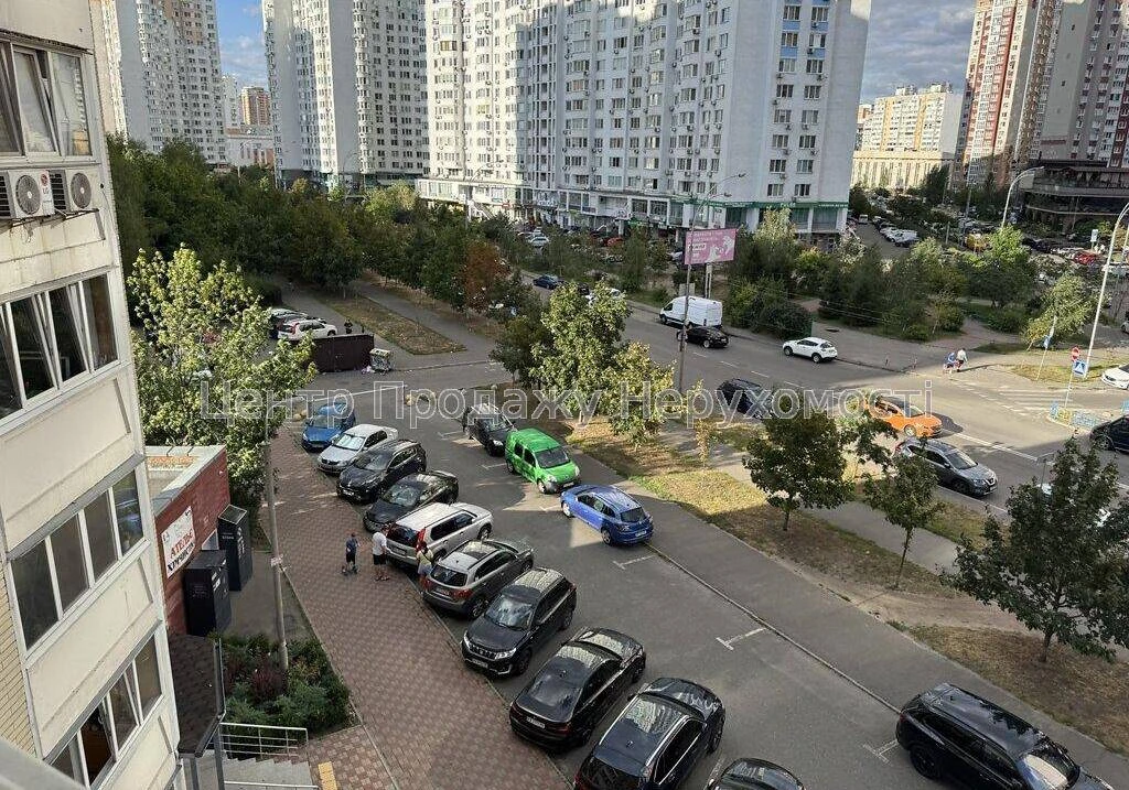 Продається 2-кімн. квартира, 63 м², 5/25 эт, ЖК Молодіжний к