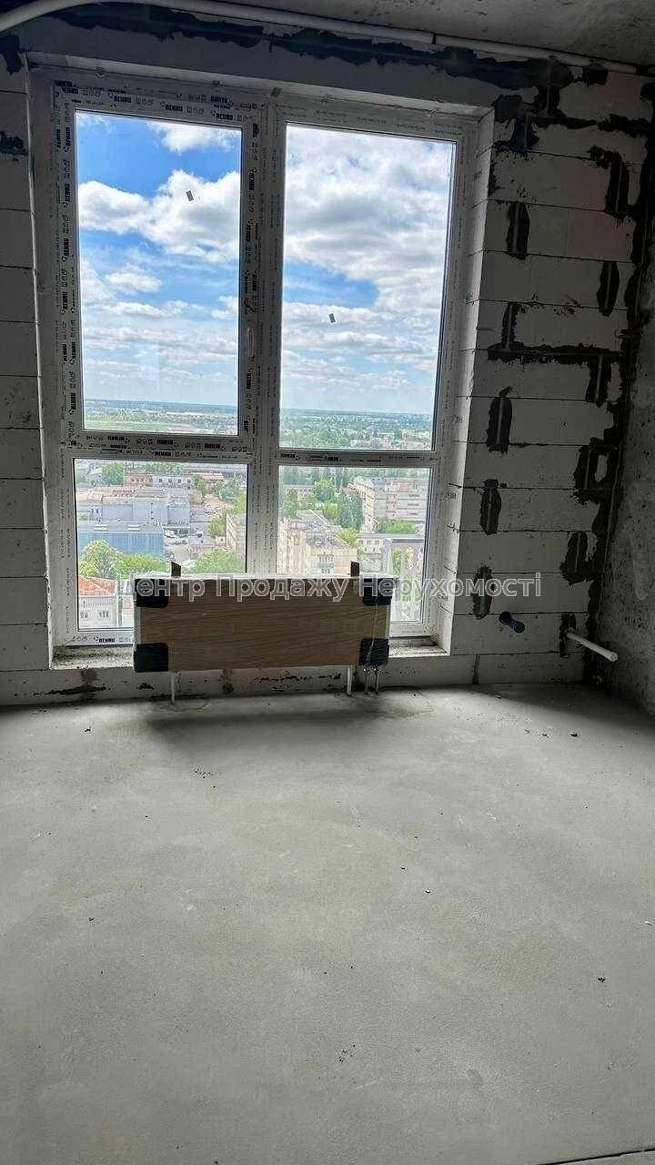 Продається 3-кімн. квартира 99 м² в ЖК «OK'LAND», Київ