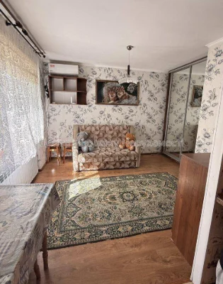 Продаж 1-кімн. квартири, 3/5 поверх, 20. 7 м², Київ. Зручно