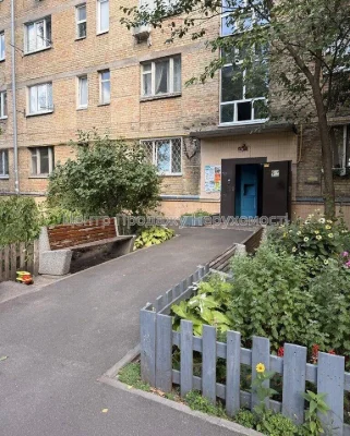 Продаж 1-кімн. квартири, 3/5 поверх, 20. 7 м², Київ. Зручно