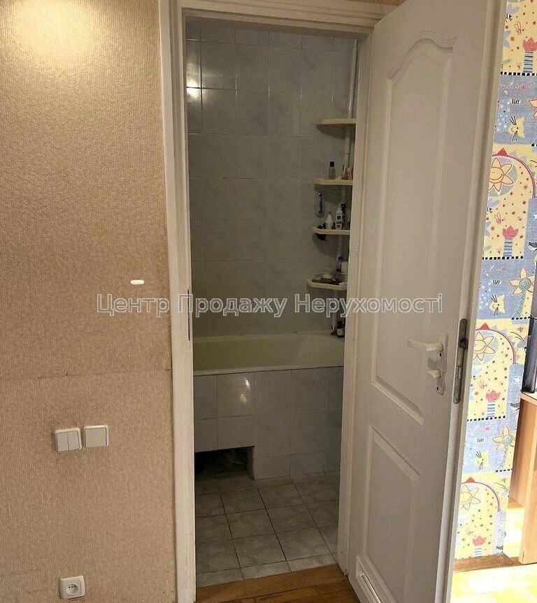 Продаж 3-кімн. кв. 7/9, 69. 2 м² у Києві — комфорт та зручні