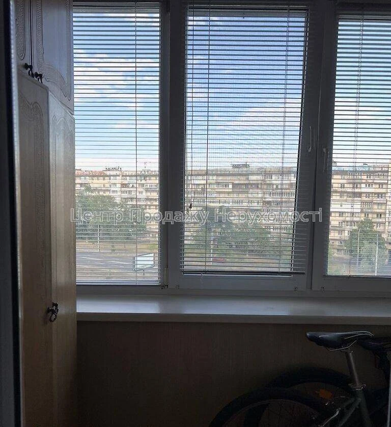 Продаж 3-кімн. кв. 7/9, 69. 2 м² у Києві — комфорт та зручні