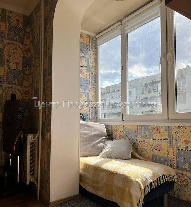 Продаж 3-кімн. кв. 7/9, 69. 2 м² у Києві — комфорт та зручні
