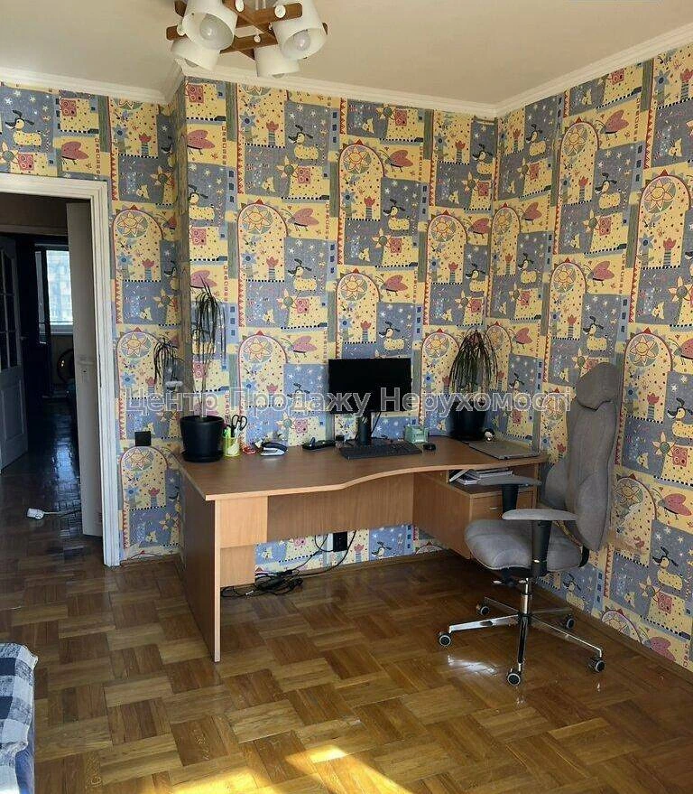 Продаж 3-кімн. кв. 7/9, 69. 2 м² у Києві — комфорт та зручні