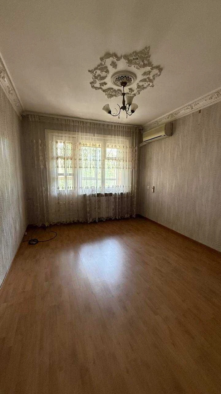 Продам 3к чешку 65 м² пл. Толбухина / 4 этаж, ремонт, мебель