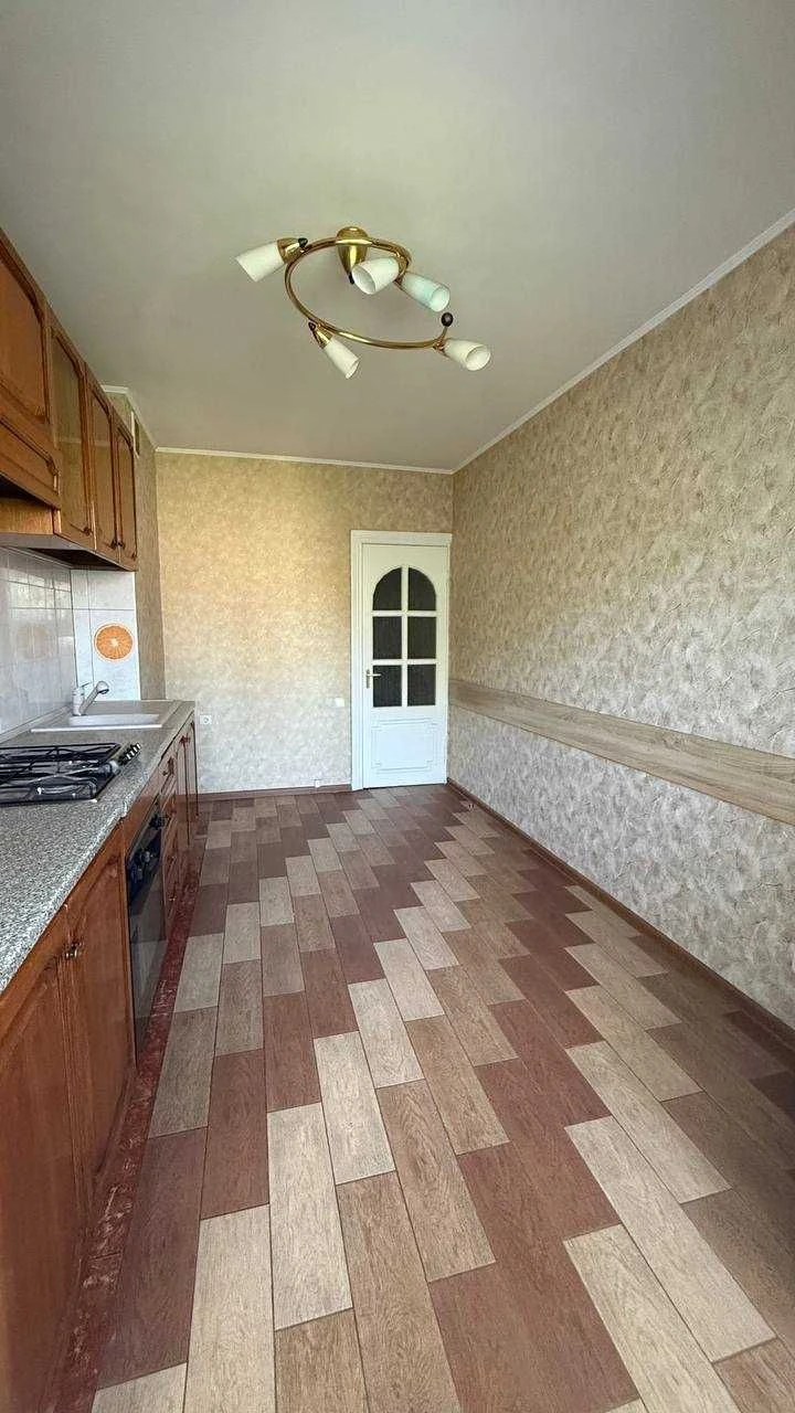 Продам 3к чешку 65 м² пл. Толбухина / 4 этаж, ремонт, мебель