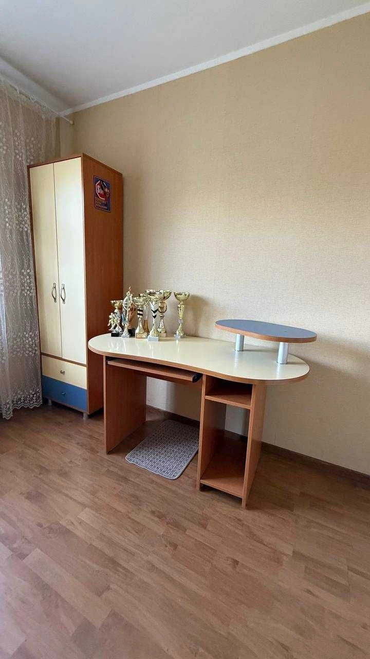 Продам 3к чешку 65 м² пл. Толбухина / 4 этаж, ремонт, мебель
