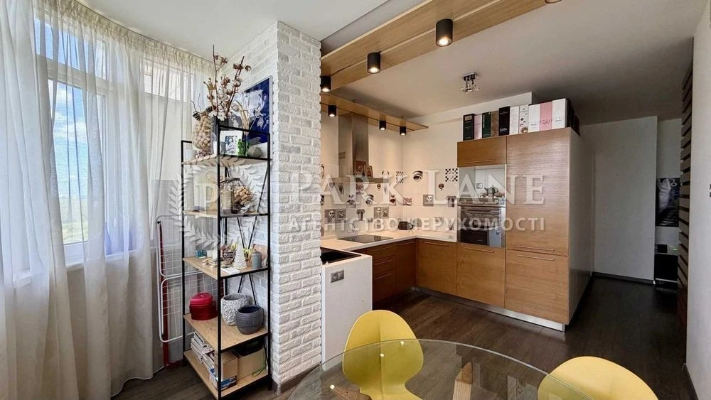 Sale of 1-room apartment 43 sq. m on Yuriy Kondratyuk St. 7 • ID 3