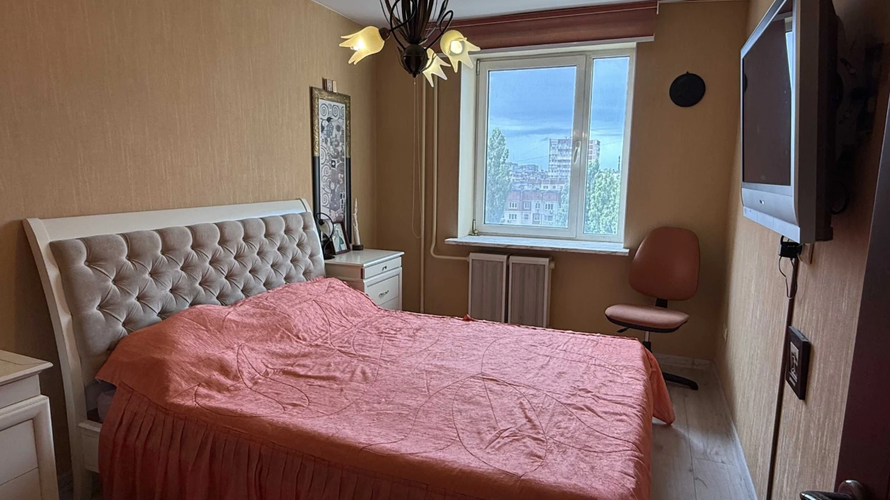 Продам 3-комн. 68,5 м² Таирова / Вузовский — Ремонт, 2 спаль