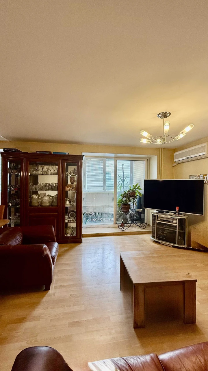 Продам 3-комн. 68,5 м² Таирова / Вузовский — Ремонт, 2 спаль