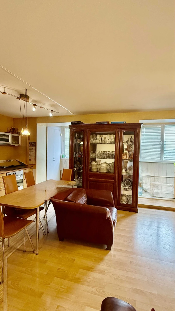 Продам 3-комн. 68,5 м² Таирова / Вузовский — Ремонт, 2 спаль