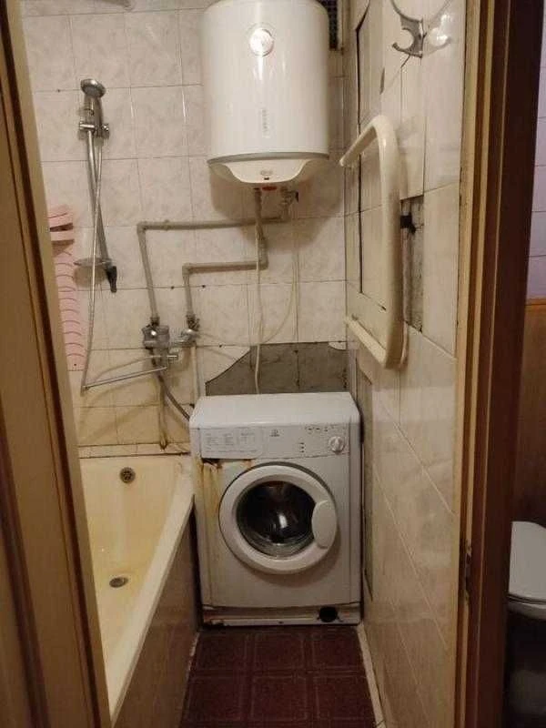 Терміново продам 1 кімн. квартиру Роганський жилмасив