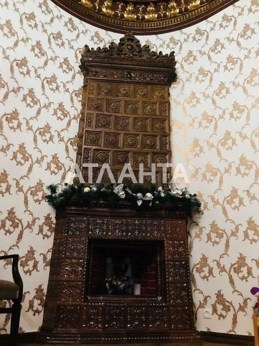 Роскошная квартира с камином и зимним садом на ул. Греческий