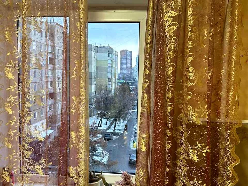 Квартира. Київ, Ревуцького вул.