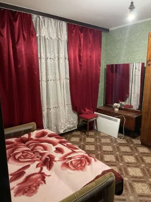Сдам 1- комнатную квартиру М Минская для девушки