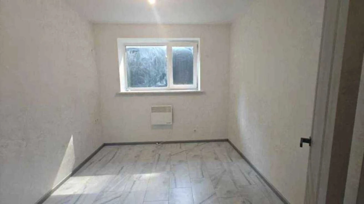 Продам 2-кімн. Кам'янська вул. 125г, 38 м.кв