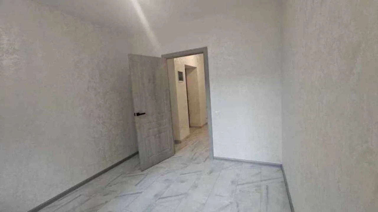 Продам 2-кімн. Кам'янська вул. 125г, 38 м.кв
