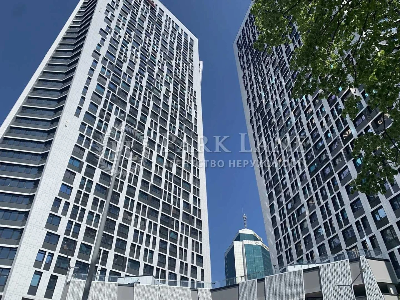 Продаж 2 кімн ЖК Manhattan City, Вид на Берестейський проспе