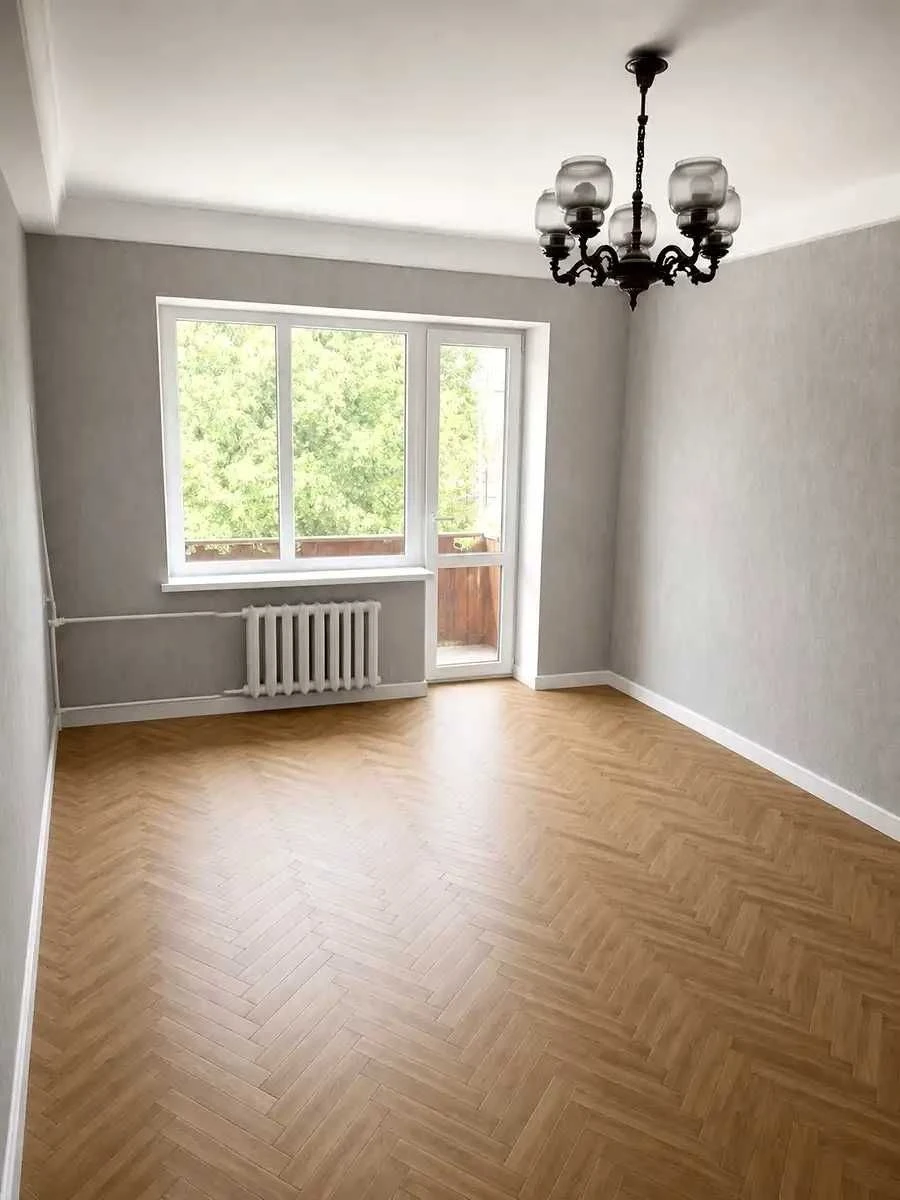 Продаж 2- кімнатной квартири загальною площею 46 кв.м. по в.
