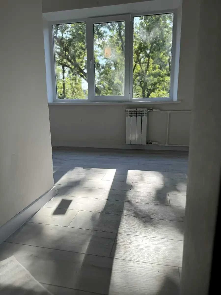 Продаж 2- кімнатной квартири загальною площею 46 кв.м. по в.