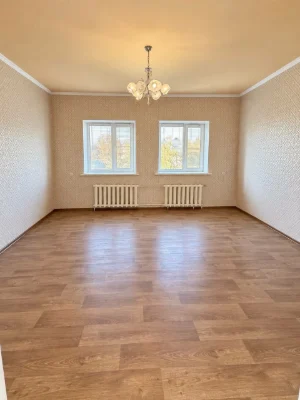Продам 3к  дом свой двор . Газовое отопление