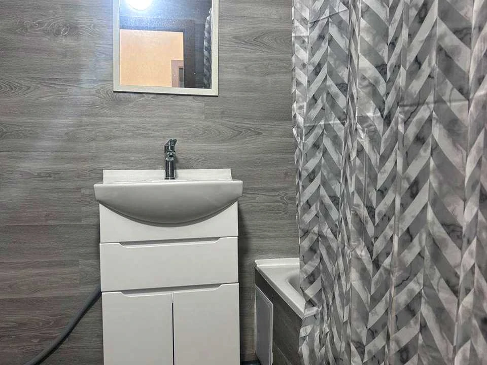 Квартира. Київ, Ревуцького вул.