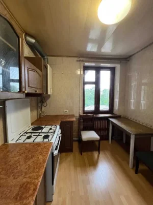 Продам 3-х к. квартиру Центр ; вул. Гоголя 7а